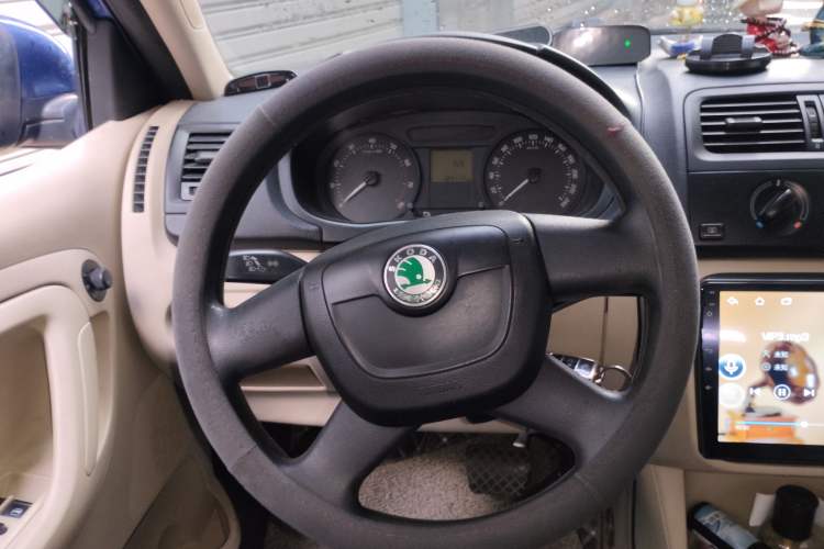 Used Skoda Fabia 2012 1.4L Automatic Crystal Edition Steering Wheel