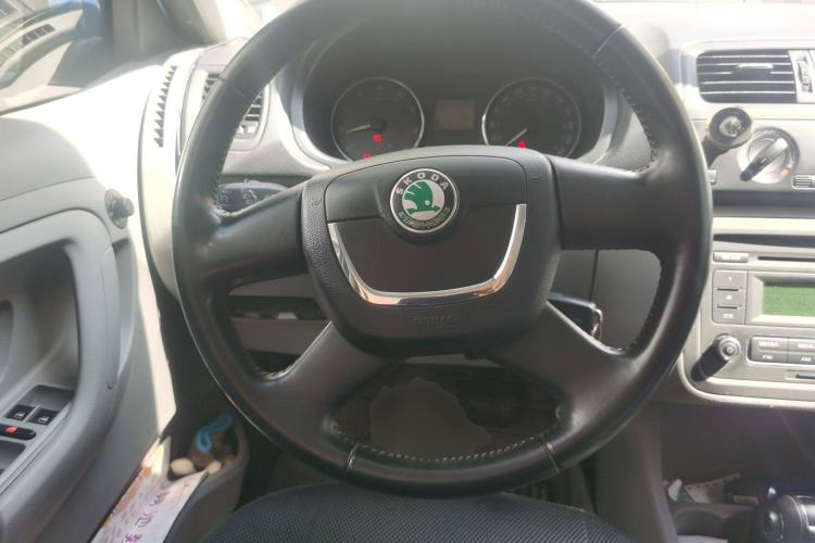 Used Skoda Fabia 2012 1.4L Automatic Crystal Edition Steering Wheel