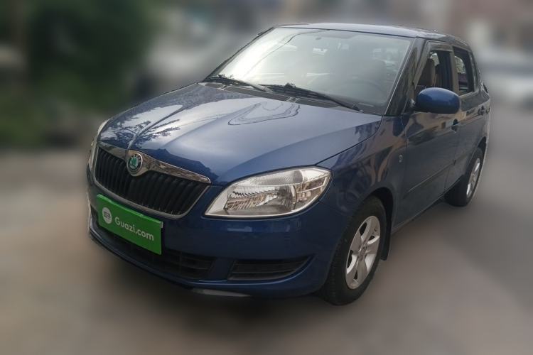 Used Skoda Fabia 2012 1.4L Manual Crystal Edition Guazi used car, China used car export, Used car for sale, Used cars, Cheapest cars for sale