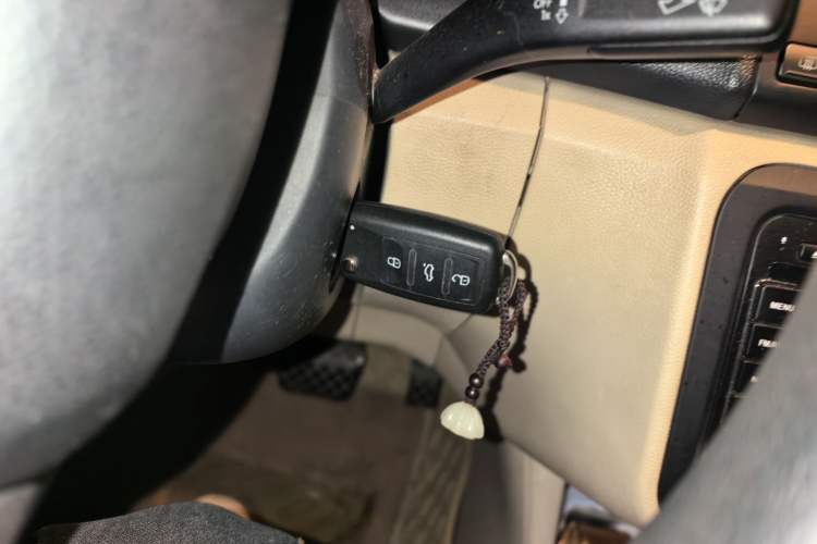 Used Skoda Fabia 2012 1.4L Automatic Crystal Edition Vehicle Key