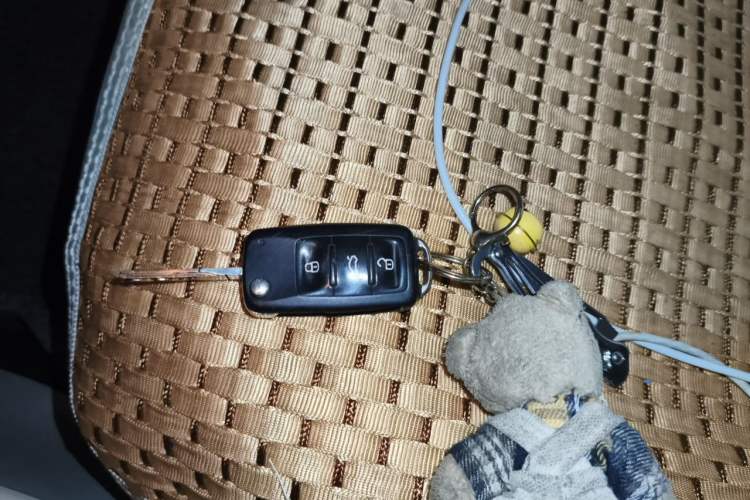 Used Skoda Fabia 2012 1.4L Automatic Crystal Edition Vehicle Key