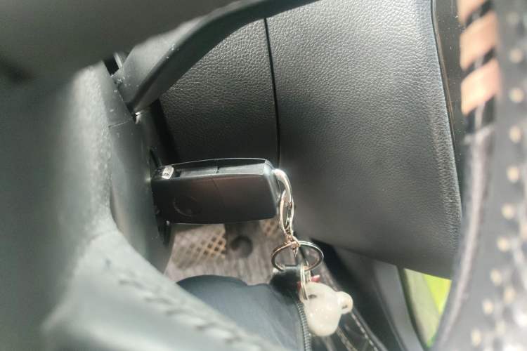 Used Skoda Fabia 2012 1.6L Automatic Cool Black Edition Vehicle Key