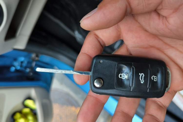 Used Skoda Fabia 2012 1.4L Automatic Crystal Edition Vehicle Key
