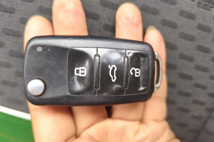 Used Skoda Fabia 2012 1.4L Automatic Crystal Edition Vehicle Key
