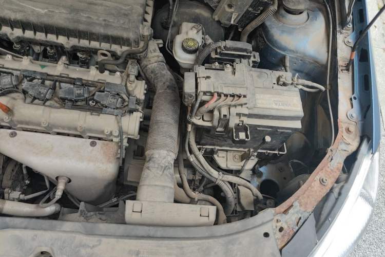 Used Skoda Fabia 2012 1.4L Automatic Crystal Edition Engine Bay Left