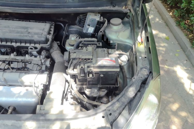 Used Skoda Fabia 2012 1.4L Automatic Crystal Edition Engine Bay Left