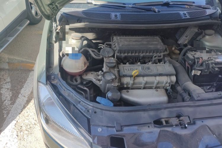 Used Skoda Fabia 2012 1.6L Scout Engine Bay Right