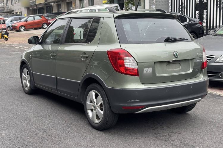 Used Skoda Fabia 2012 1.6L Scout Exterior 4