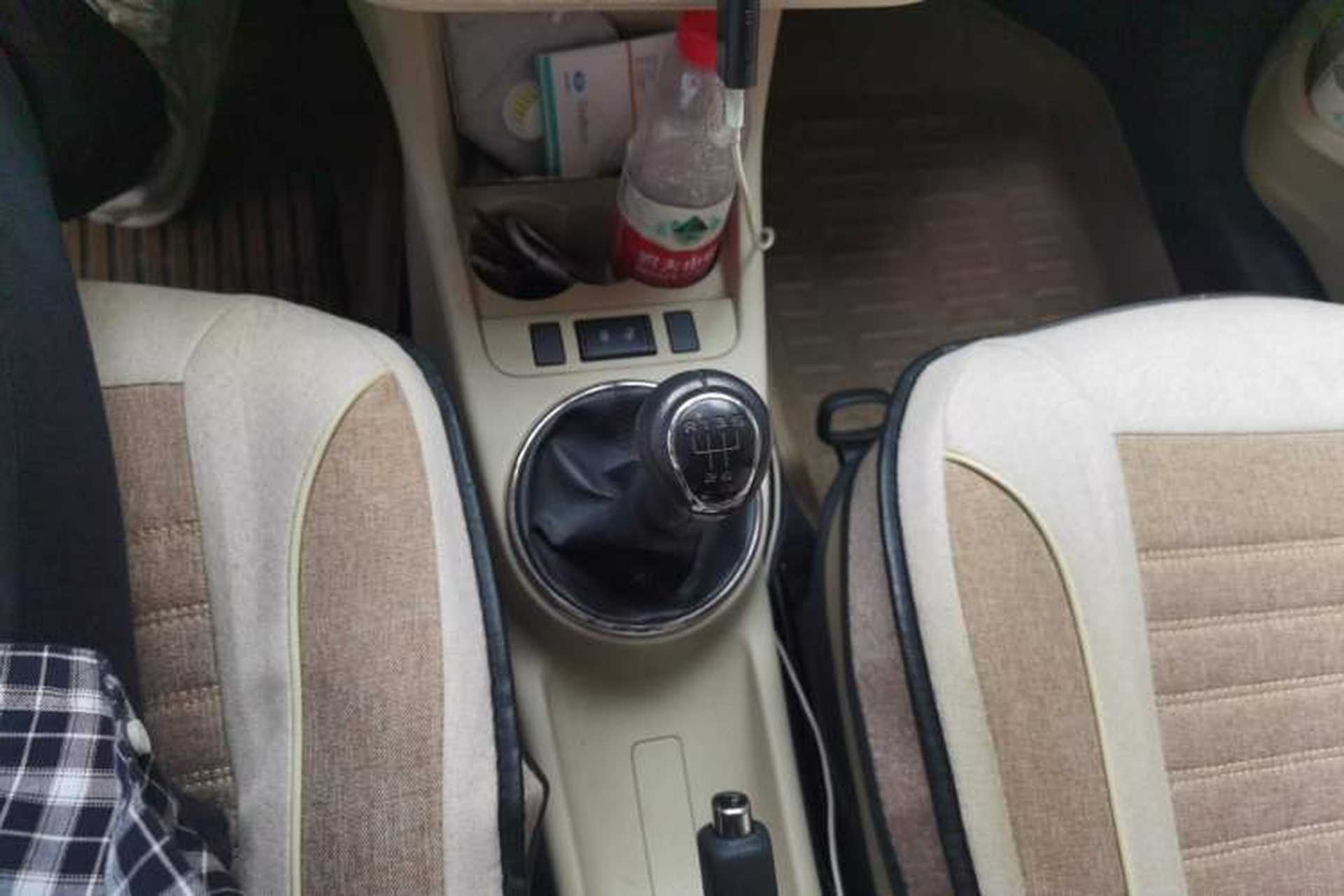 Used Skoda Fabia 2012 1.4L Manual Jingling Edition Gear Lever