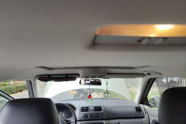 Used Skoda Fabia 2012 1.6L Automatic Crystal Edition Headliner