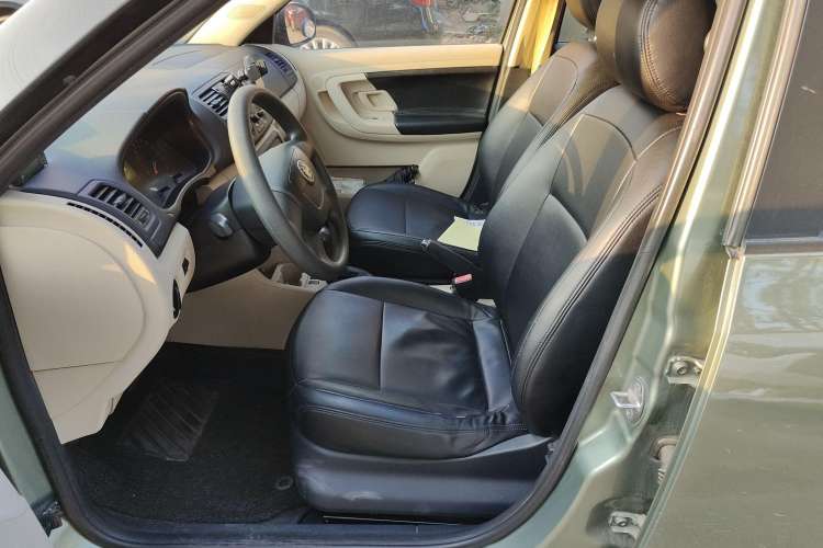 Used Skoda Fabia 2012 1.4L Automatic Crystal Edition Left Front Seat