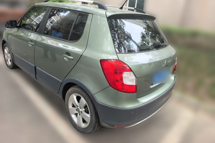 Used Skoda Fabia 2012 1.6L Scout Rear Left 45 Deg
