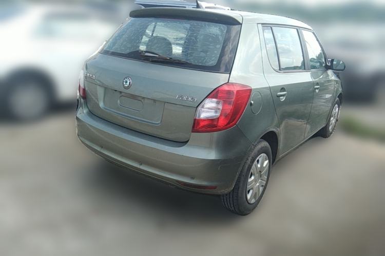 Used Skoda Fabia 2012 1.4L Manual Crystal Edition Rear Right 45 Deg