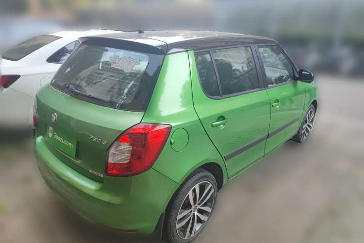 Used Skoda Fabia 2012 1.6L Automatic Sport Edition Rear Right 45 Deg