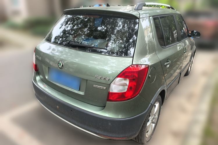 Used Skoda Fabia 2012 1.6L Scout Rear Right 45 Deg