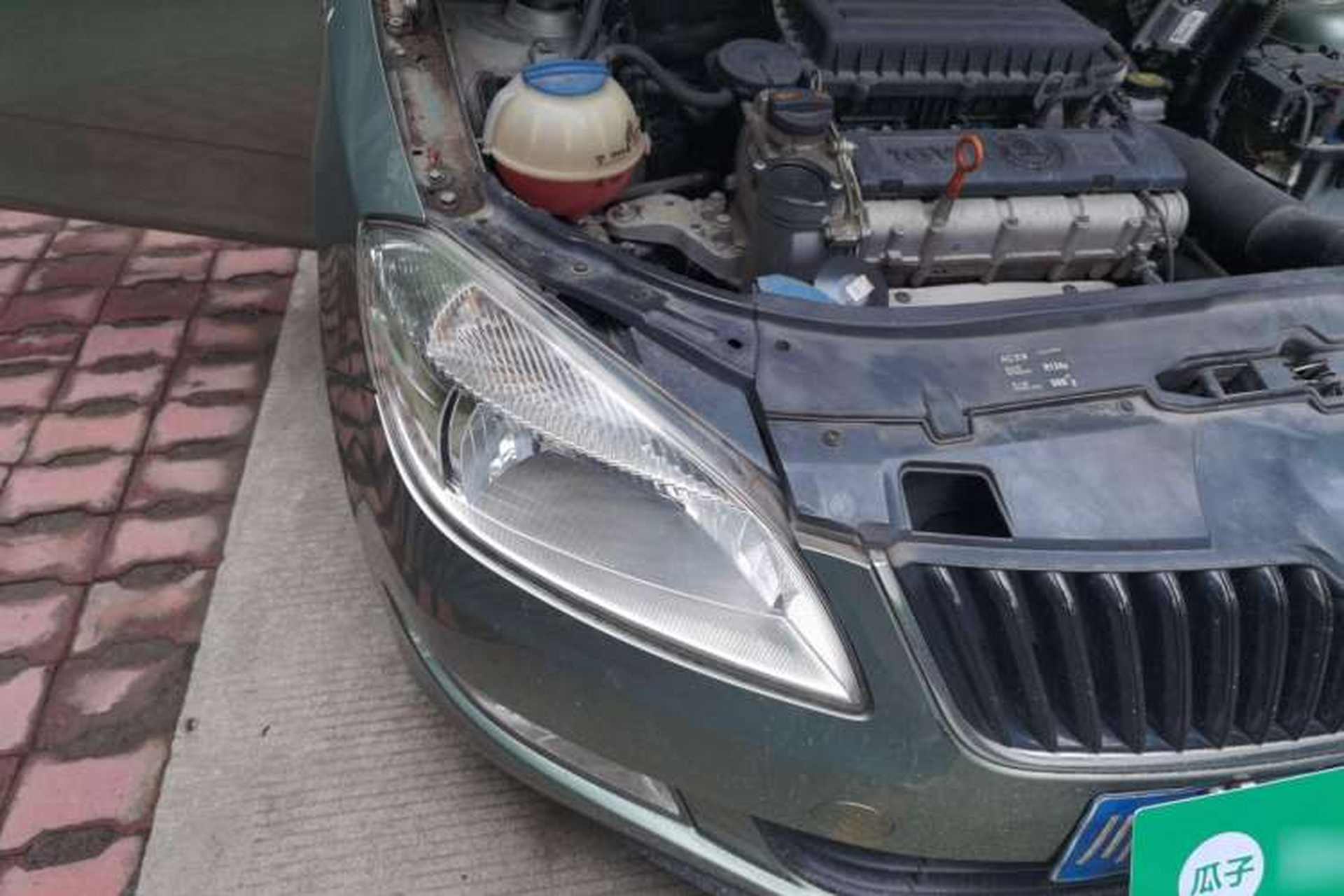 Used Skoda Fabia 2012 1.4L Manual Jingling Edition Right Front Headlight