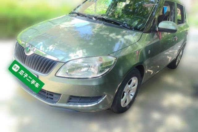 Used Skoda Fabia 2012 1.4L Automatic Crystal Edition
