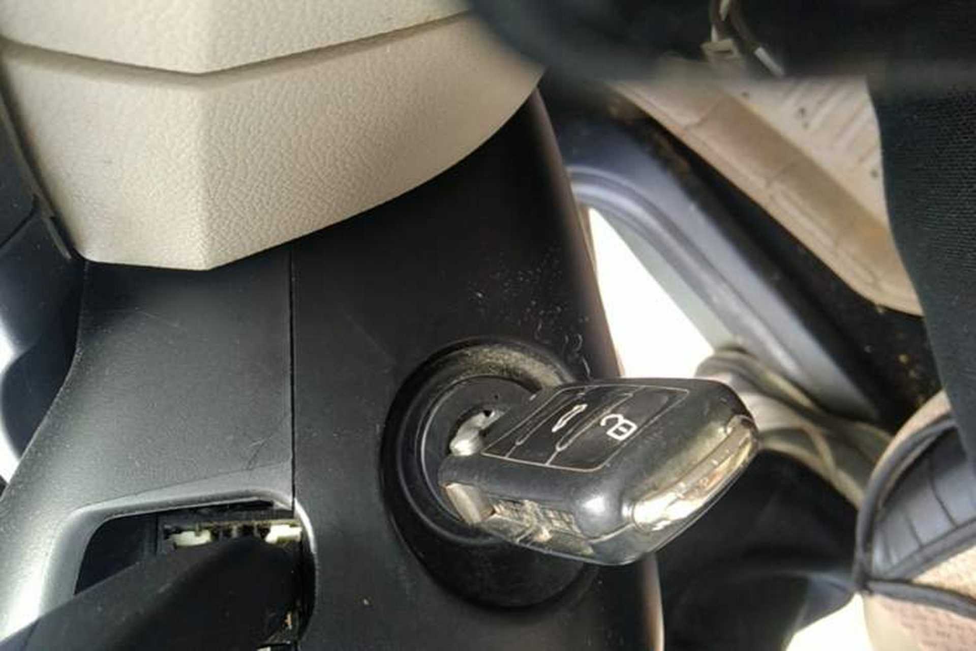 Used Skoda Fabia 2012 1.4L Manual Crystal Edition Vehicle Key