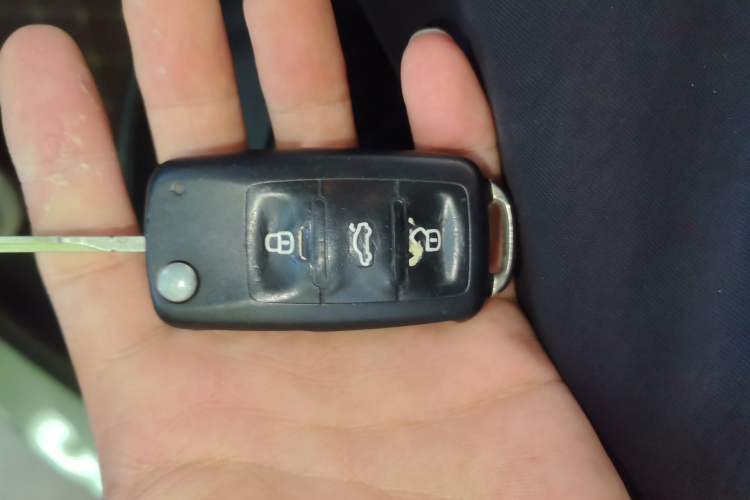 Used Skoda Fabia 2012 1.4L Automatic Crystal Edition Vehicle Key