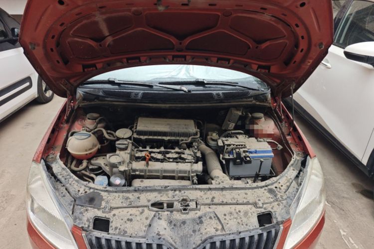 Used Skoda Fabia 2012 1.4L Automatic Crystal Edition Engine Bay