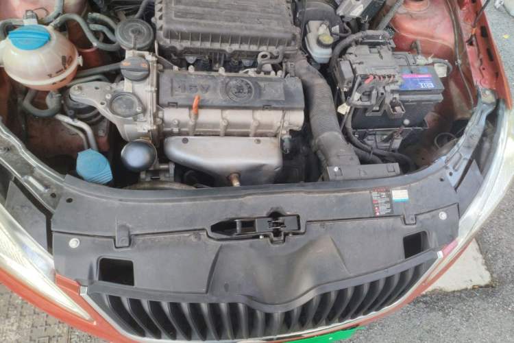 Used Skoda Fabia 2012 1.4L Automatic Crystal Edition Engine Bay
