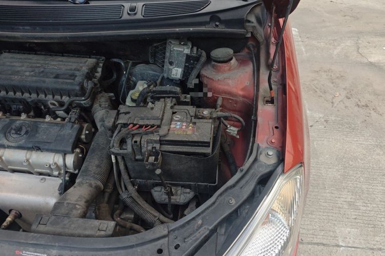 Used Skoda Fabia 2012 1.6L Automatic Crystal Edition Engine Bay Left