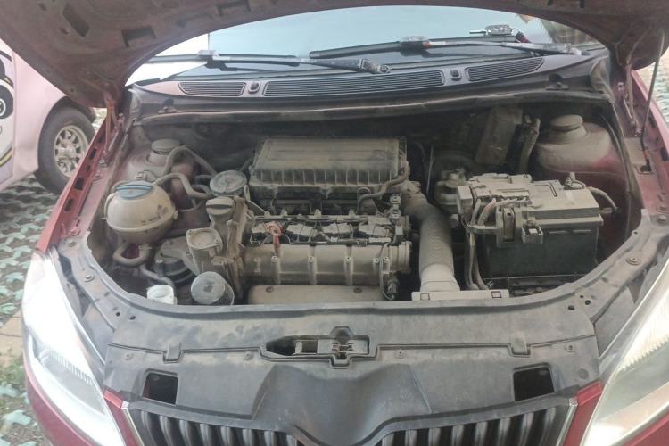 Used Skoda Fabia 2012 1.4L Manual Crystal Edition Engine Bay