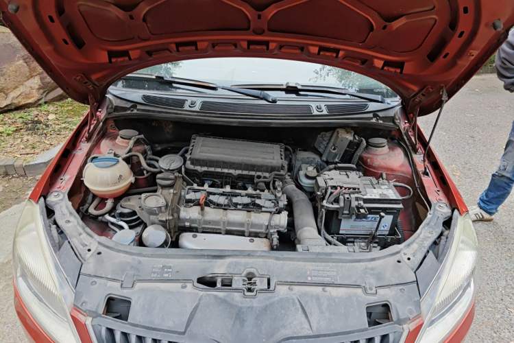 Used Skoda Fabia 2012 1.4L Automatic Crystal Edition Engine Bay