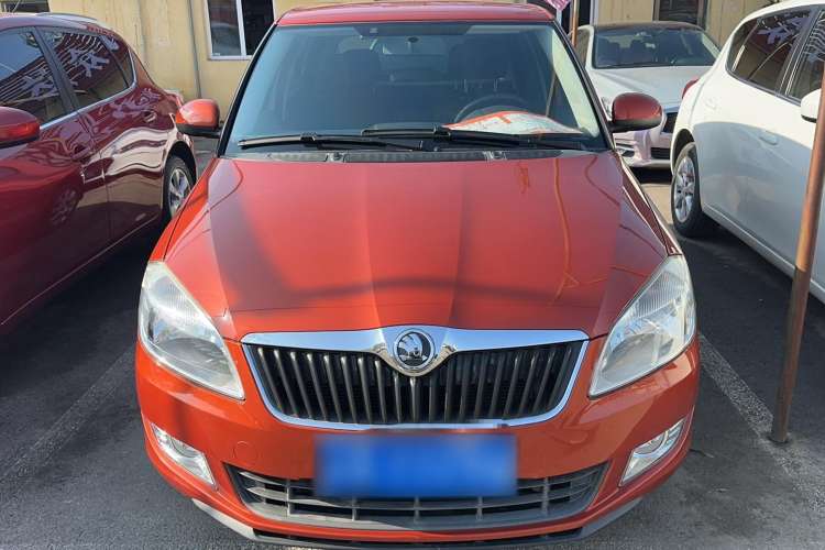 Used Skoda Fabia 2012 1.4L Automatic Crystal Edition Exterior 1