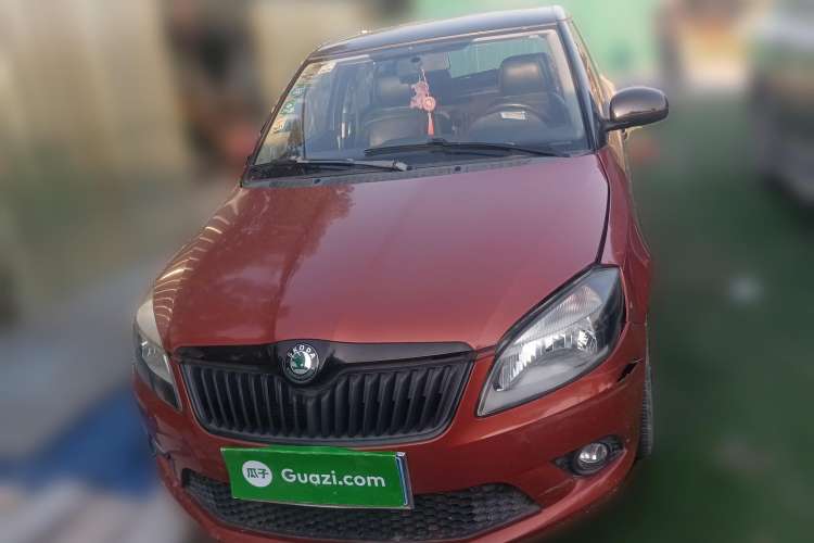 Used Skoda Fabia 2012 1.6L Automatic Sport Edition Front