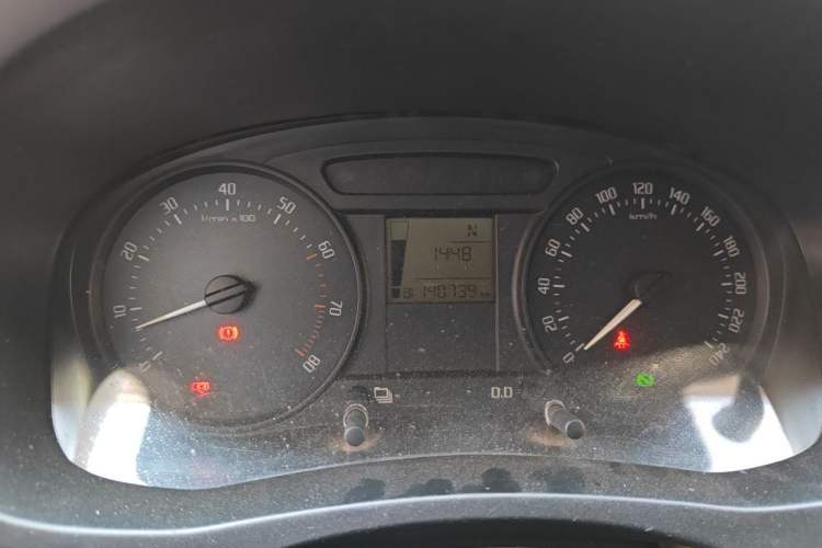 Used Skoda Fabia 2012 1.4L Automatic Crystal Edition Instrument Cluster
