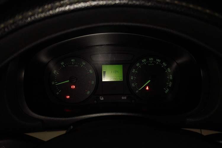 Used Skoda Fabia 2012 1.4L Manual Crystal Edition Instrument Cluster