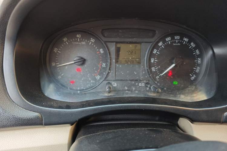 Used Skoda Fabia 2012 1.4L Automatic Crystal Edition Instrument Cluster