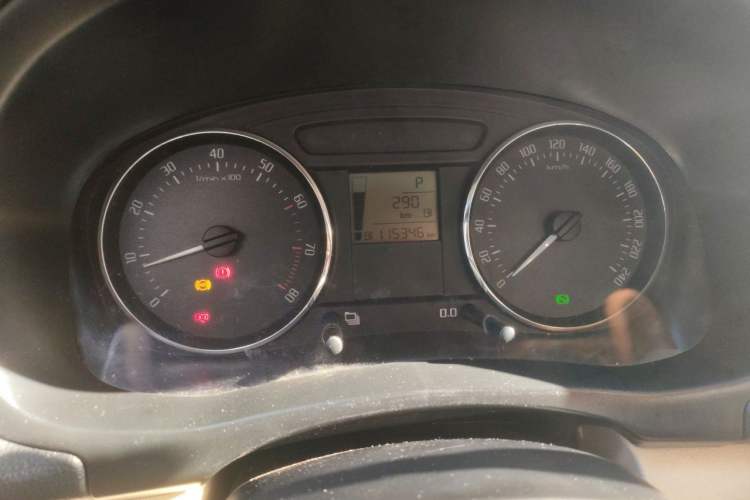 Used Skoda Fabia 2012 1.4L Automatic Crystal Edition Instrument Cluster