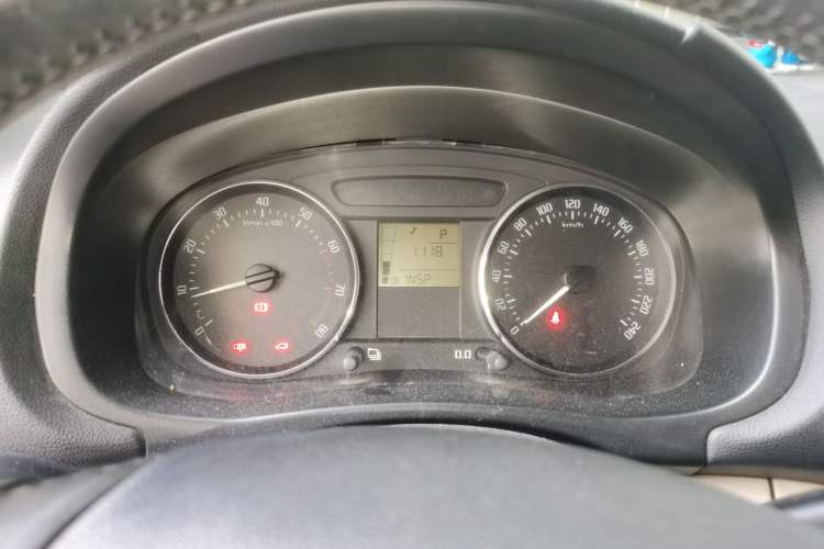 Used Skoda Fabia 2012 1.6L Scout Instrument Cluster