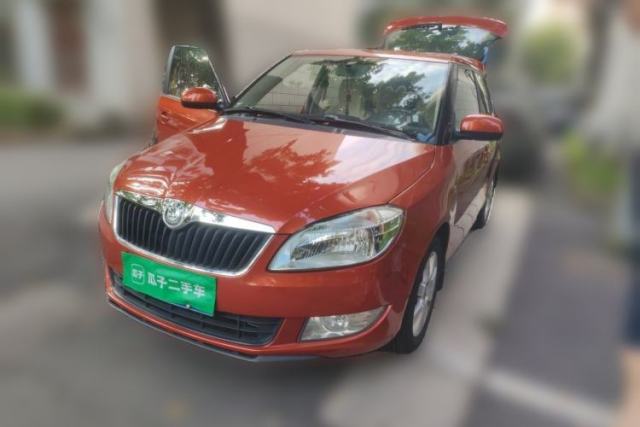 Used Skoda Fabia 2012 1.4L Automatic Crystal Edition