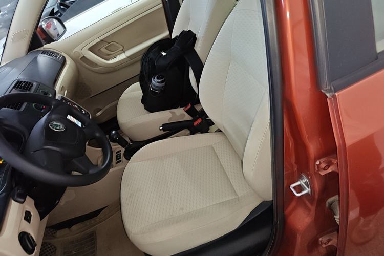 Used Skoda Fabia 2012 1.4L Automatic Crystal Edition Left Front Seat