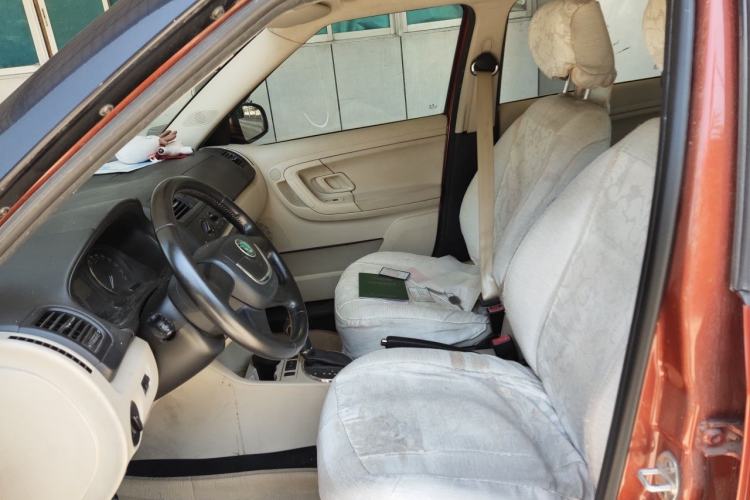 Used Skoda Fabia 2012 1.4L Automatic Crystal Edition Left Front Seat