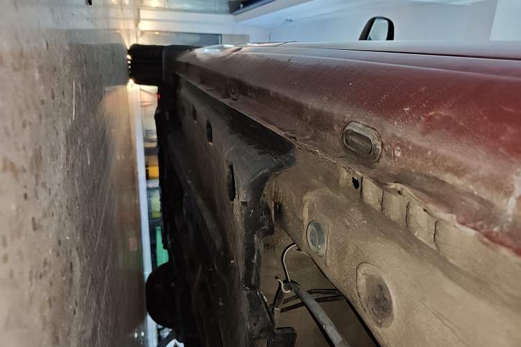 Used Skoda Fabia 2012 1.4L Automatic Crystal Edition Left Side Sill