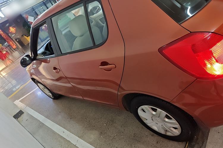 Used Skoda Fabia 2012 1.4L Automatic Crystal Edition Left Side