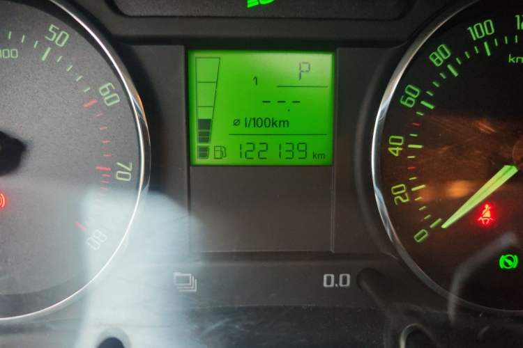 Used Skoda Fabia 2012 1.6L Automatic Crystal Edition Odometer Close Up