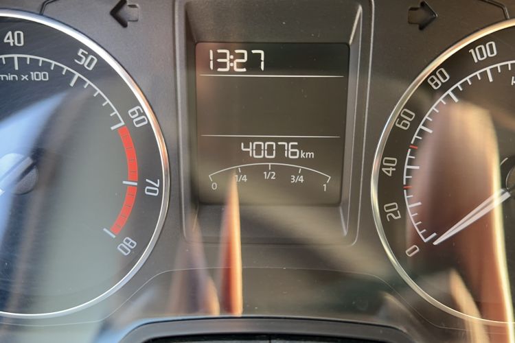 Used Skoda Fabia 2012 1.4L Automatic Crystal Edition Odometer Close Up