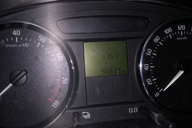 Used Skoda Fabia 2012 1.6L Automatic Sport Edition Odometer Close Up