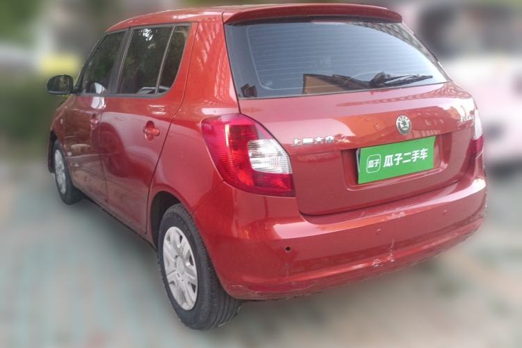 Used Skoda Fabia 2012 1.4L Manual Crystal Edition Rear Left 45 Deg