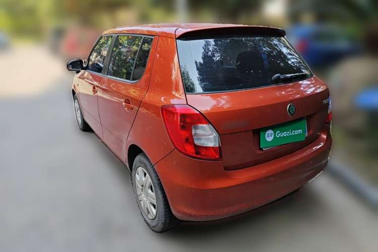 Used Skoda Fabia 2012 1.4L Automatic Crystal Edition Rear Left 45 Deg