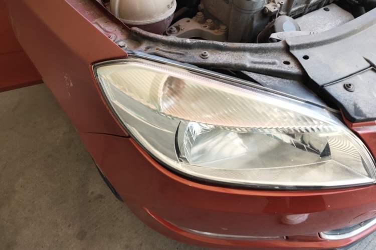 Used Skoda Fabia 2012 1.4L Automatic Crystal Edition Right Front Headlight