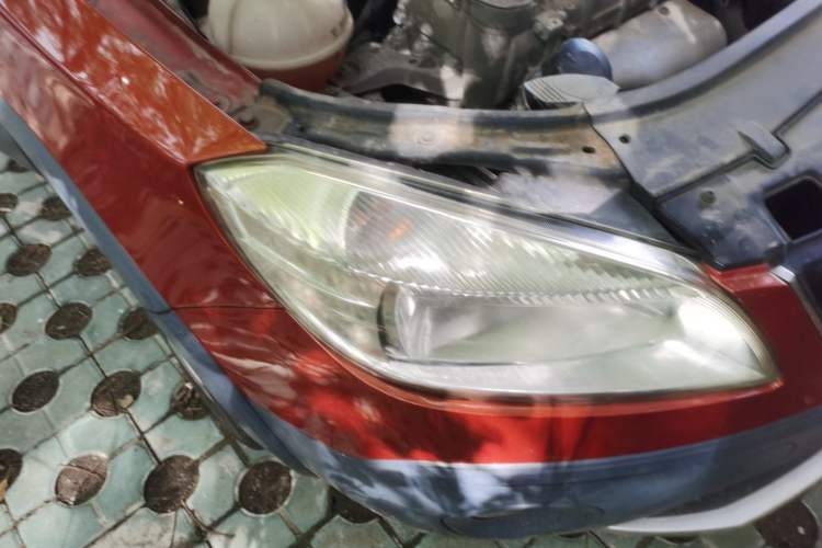 Used Skoda Fabia 2012 1.6L Scout Right Front Headlight