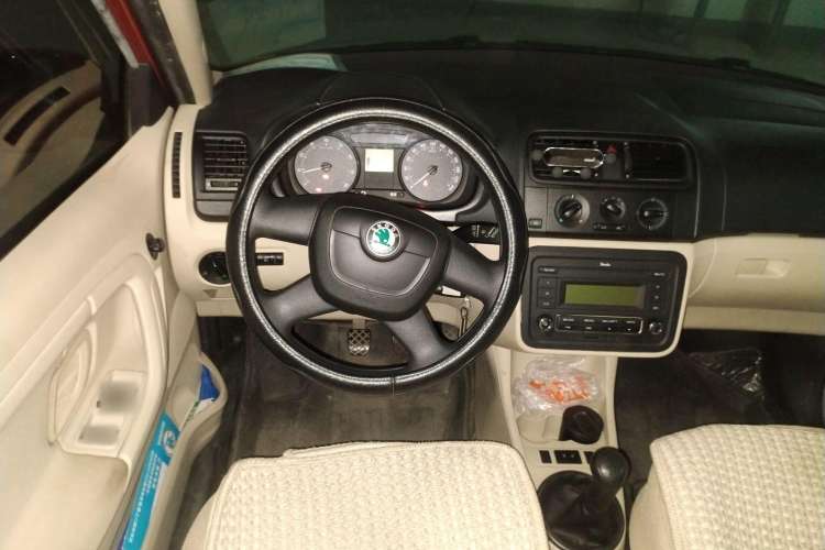 Used Skoda Fabia 2012 1.4L Manual Crystal Edition Steering Wheel
