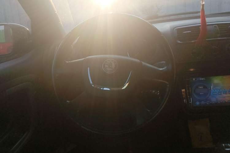 Used Skoda Fabia 2012 1.6L Automatic Sport Edition Steering Wheel