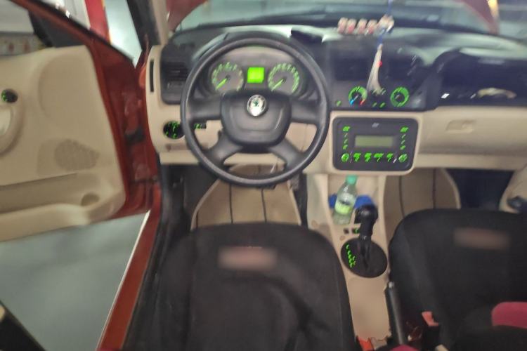Used Skoda Fabia 2012 1.4L Automatic Crystal Edition Steering Wheel